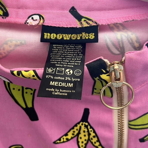 Nooworks sold out art teacher bananas - Medium! *EUC* - Picture 2 of 4